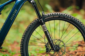 Aventon e-Bikes Aventon Current ADV Full-Suspension E-Bike