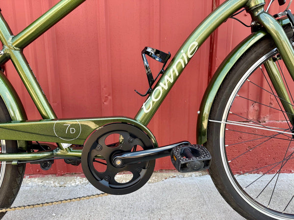 Electra Used Bikes Pre-Owned Electra Townie 7D Step-Over With Fenders and Dyno Lights