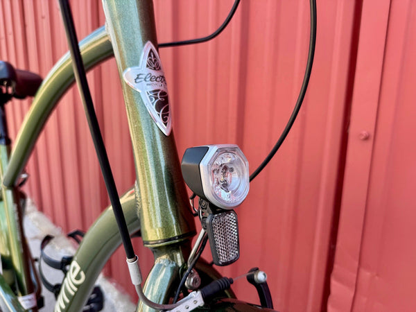 Electra Used Bikes Pre-Owned Electra Townie 7D Step-Over With Fenders and Dyno Lights