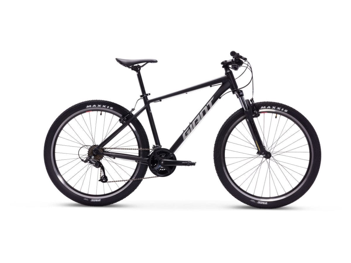 VELO VTT GIANT La Monnerie-le-Montel 63650 Sport - Loisir VELO VTT GIANT La Monnerie-le-Montel 63650 Sport - Loisir