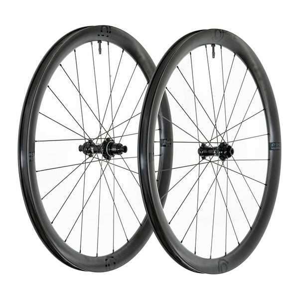 Industry Nine Wheels Shimano Road 11 Industry Nine Solix AL AR40 Wheel Front and Rear 700C / 622 Holes: F: 24 R: 24 F: 12mm R: 12mm F: 100 R: 142 Disc Center Lock