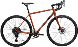 Surly Gravel Adventure Surly Straggler CUES