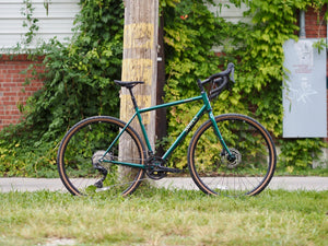 Surly Gravel Adventure Surly Straggler GRX