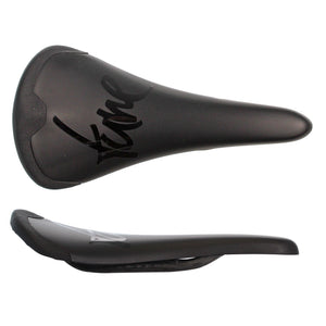 Tune Saddles Komm-Vor Plus / 85G Tune Konn-Vor Carbon Saddle